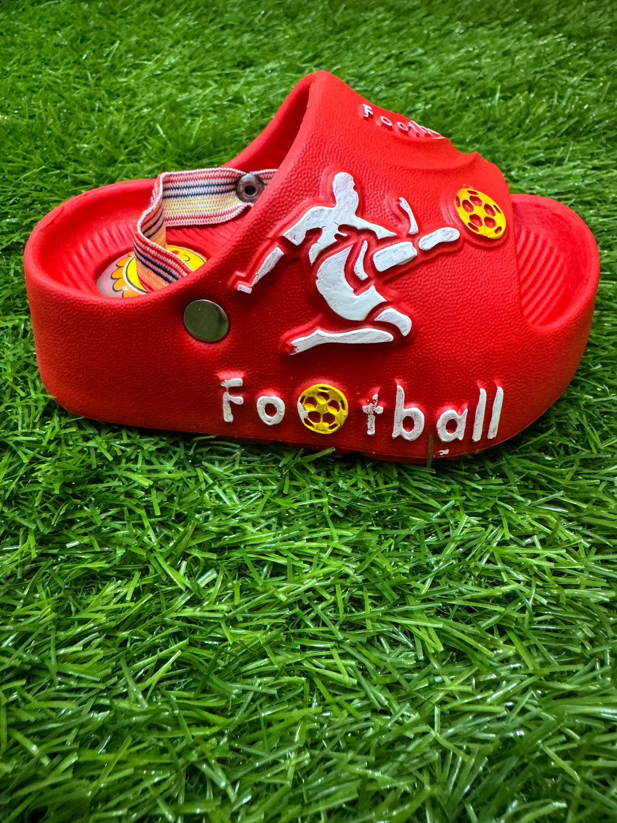 Kids Football EVA Clogs for Boys & Girls Soft Non-Slip Garden Sandals Lightweight Beach Slippers Waterproof Summer Shoes Toddler Casual Slip-On Clogs